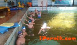 Откриха Клуб по плуване в Перник 10_1414656186