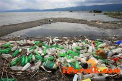По океаните в света плуват 269 000 тона пластмаси 12_1418286457