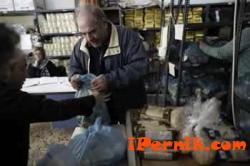 Отпускат пари за най-бедните в Гърция 03_1425544132