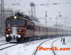 Скали удариха локомотива на влака Варна-София 03_1425910438