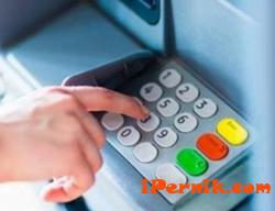Въвеждат такса върху банкоматите в Гърция 05_1431079863