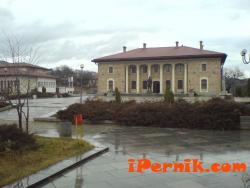 В Ковачевци търсят юристконсулт за 600 лв. 05_1431847767