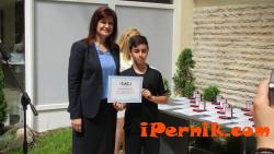25 ученици получиха награди от Ирена Соколова 05_1432206490