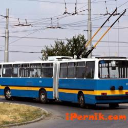 Служители на "Тролейбусен транспорт" си искат заплатите чрез съда 06_1435649032