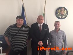 Представители на фен клуба на ФК “Миньор” се срещнаха с министъра на спорта у нас 09_1443013075