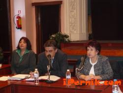 Общинският съвет на Перник се събра извънредно вчера 12_1448950297