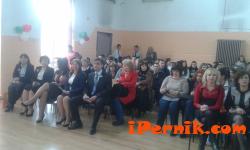 Деца от ПМГ представиха факти за делата и живота на смелите българи 03_1456994907