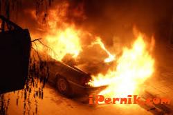 Двигател и ел. табло на автомобил са унищожени при пожар 04_1459667030
