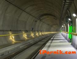 Откриха най-дългия жп тунел в Швейцария 06_1464841404