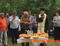 Георги Първанов отпразнува вчерашния празник в с. Косача 06_1466518010