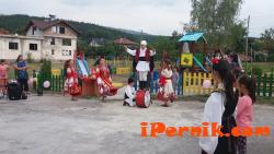Откриха нова детска площадка в Драгичево 08_1471614130