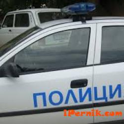 Краден лек автомобил и с чужди номера е установен в Перник 08_1472365203