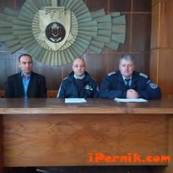 Полицаи в Перник ще проверяват колите за зимни гуми 11_1478324914
