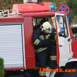 Изгоряла е кола в Перник 12_1481869345