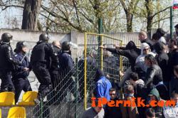 Инциденти по време на мача „Миньор” – „Левски” на 10 април 2011