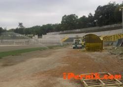 Стадиона на мира в Перник - ремонт