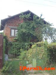 Продавам къща в село Кладница