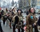 1 000 сурвакари дефилираха на фестивал в Брезник