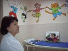 Д-р Церовска показва новото детско отделение