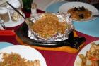 Китайски спагети поднесени на плоча в Перник