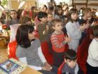 Духова музика  в детска градина за Бабин ден